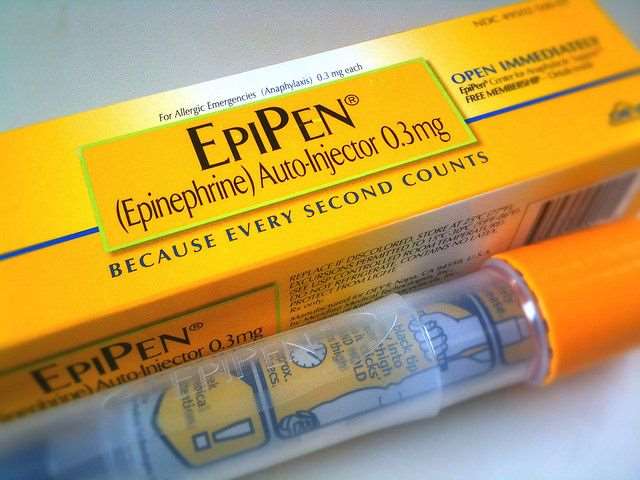 I Carry an EpiPen Card by The Card Project UK