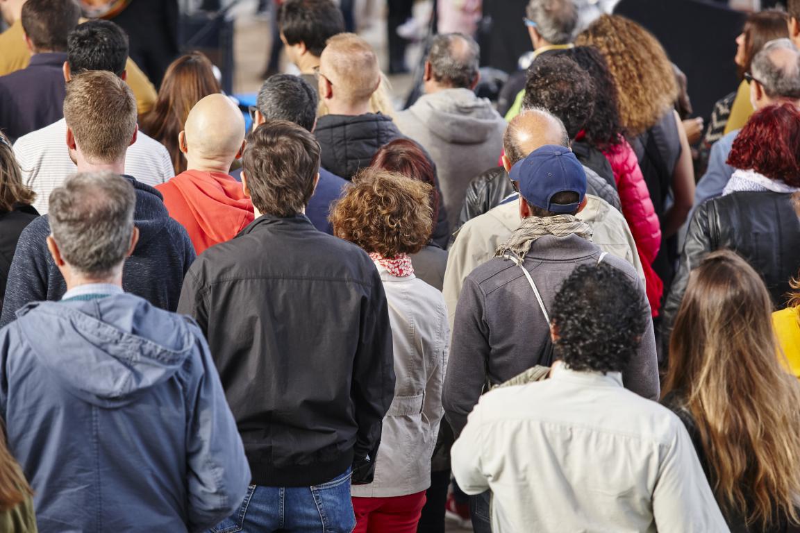 Dwujęzyczna karta ID w języku polskim i angielskim